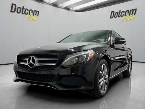 Used 2015 Mercedes-Benz C 300 4MATIC Sedan image 4