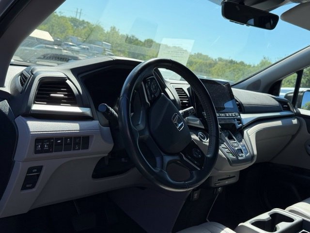 Used 2018 Honda Odyssey EX-L image 3