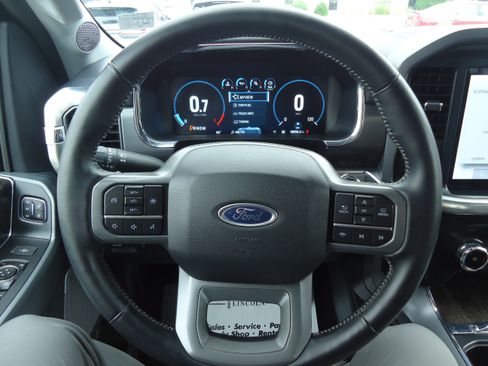 Used 2022 Ford F150 Lariat AWD/4WD image 14