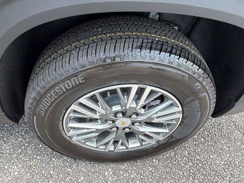 New 2026 Chevrolet Traverse LT FWD image 12