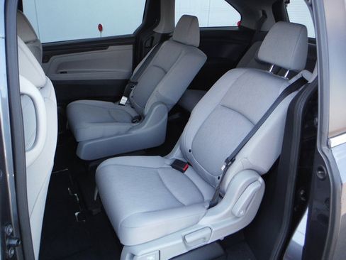 Used 2019 Honda Odyssey LX image 31