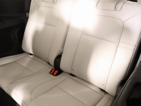 New 2026 Lincoln Aviator Premiere w/ Jet Appearance Package image 13