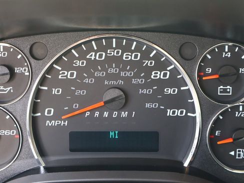New 2025 GMC Savana 3500 w/ Power Convenience Package RWD image 26
