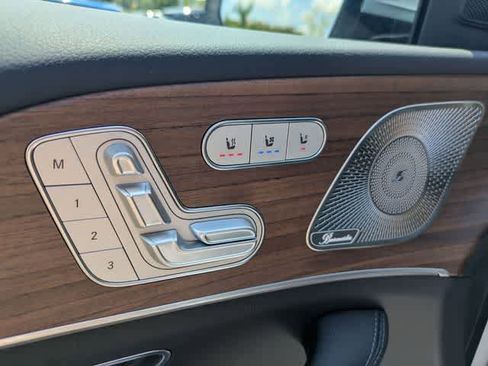 Used 2025 Mercedes-Benz GLS 450 GLS 450 image 16