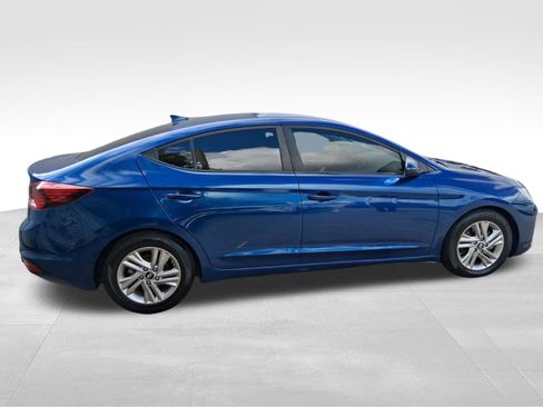 Used 2019 Hyundai Elantra SEL FWD image 4