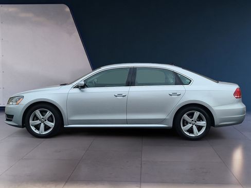 Used 2014 Volkswagen Passat 2.5 SE image 2
