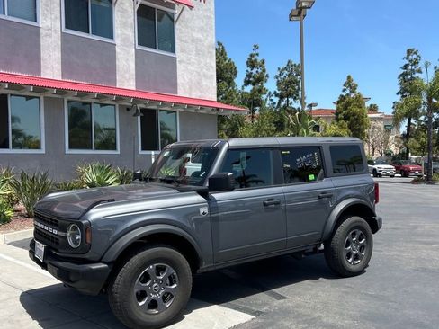 Used 2025 Ford Bronco Big Bend AWD/4WD image 1