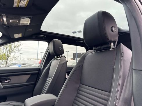New 2026 Land Rover Discovery Sport Landmark AWD/4WD image 21