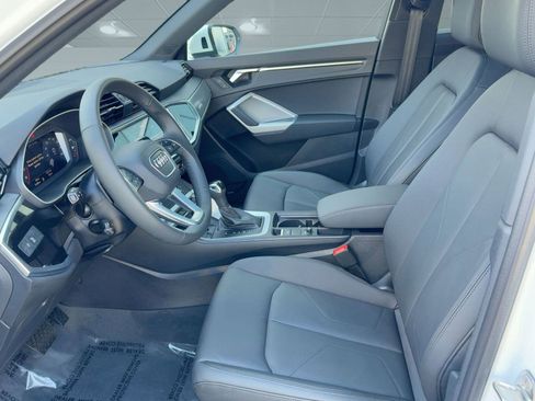 New 2025 Audi Q3 2.0T Premium image 5