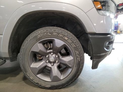Used 2021 RAM 1500 Big Horn w/ Built-to-serve Edition AWD/4WD image 15