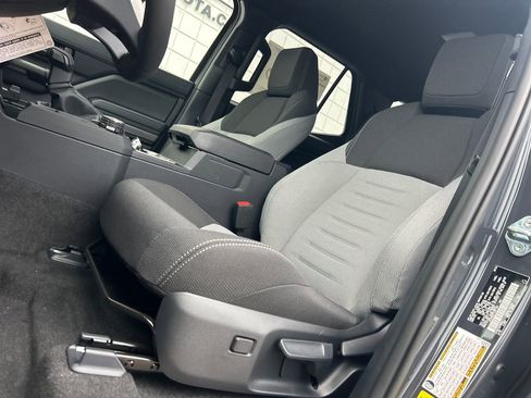 New 2026 Toyota 4Runner TRD Off-Road Premium AWD/4WD image 9