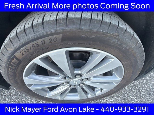 Used 2025 Cadillac XT5 Premium Luxury AWD/4WD image 13