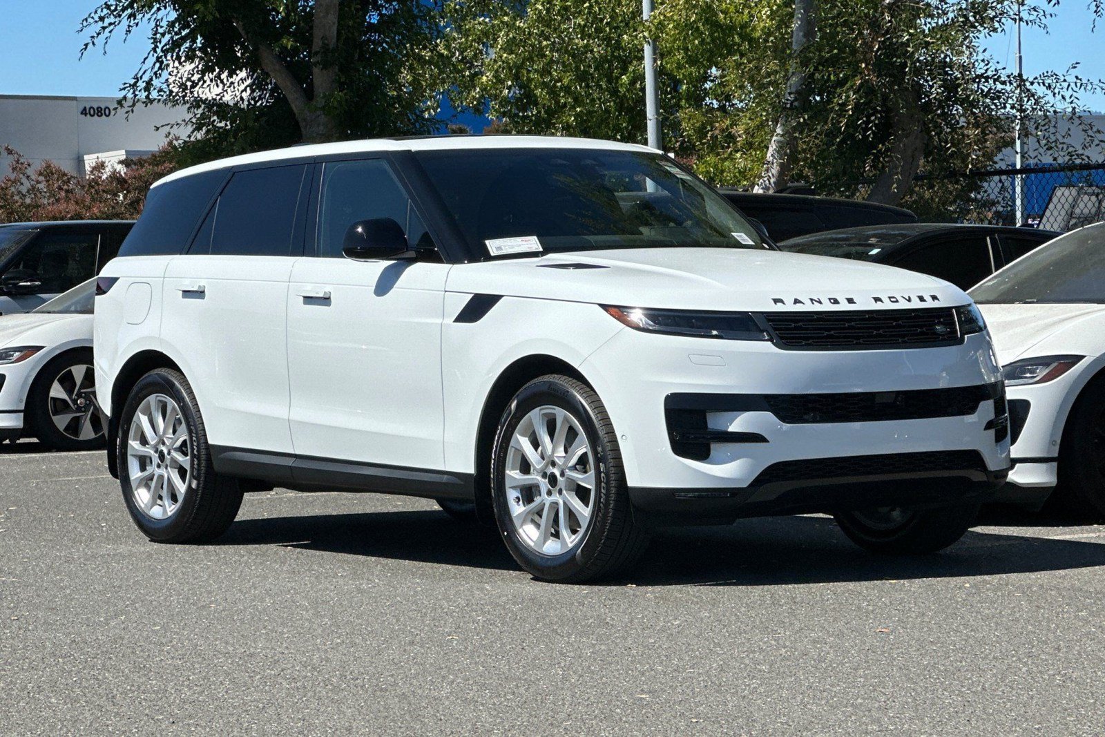 New 2026 Land Rover Range Rover Sport SE AWD/4WD image 6