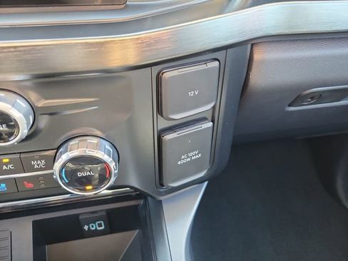 Used 2024 Ford F250 Lariat w/ Snow Plow Prep Package image 33