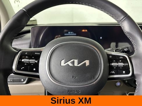 Used 2026 Kia Carnival FWD image 14