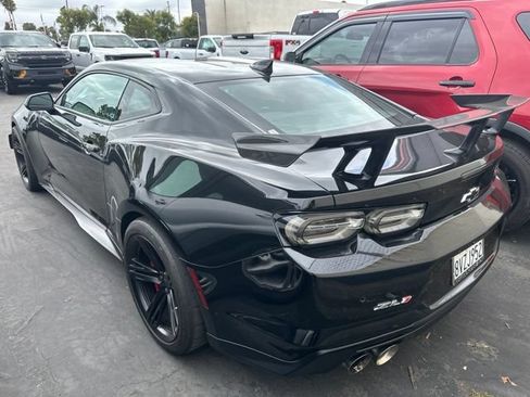 Used 2020 Chevrolet Camaro ZL1 RWD image 2