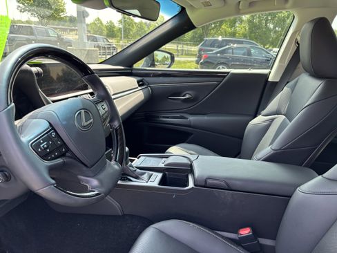 Used 2021 Lexus ES 350 w/ Premium Package FWD image 32