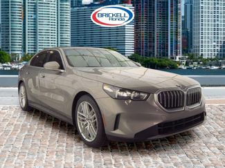 Used 2024 BMW 530i video 3