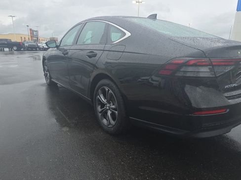 Certified 2023 Honda Accord EX image 7