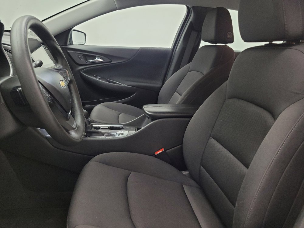 Used 2023 Chevrolet Malibu LT FWD image 17