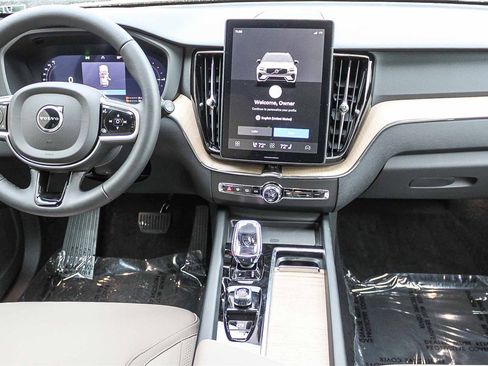 New 2026 Volvo XC60 T8 Plus w/ Protection Package Premier image 15