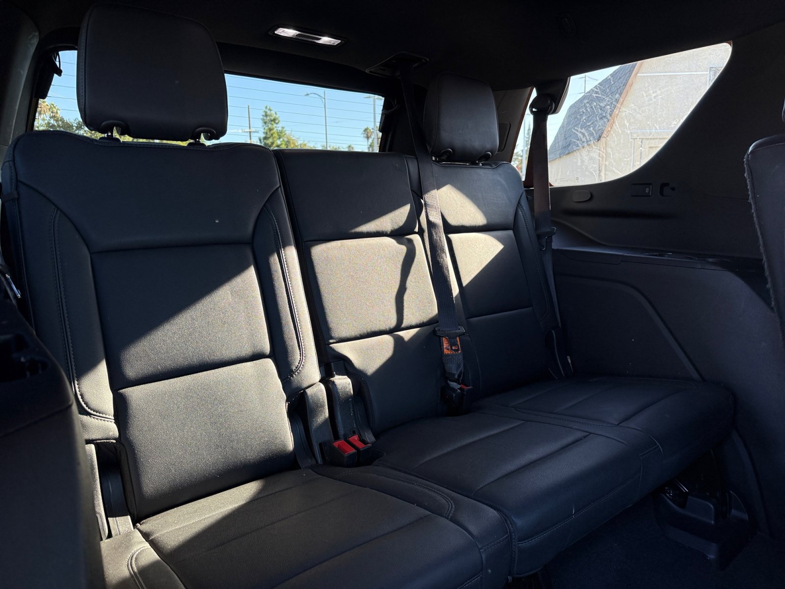 Used 2022 Chevrolet Tahoe Z71 w/ Off-Road Capability Package AWD/4WD image 21