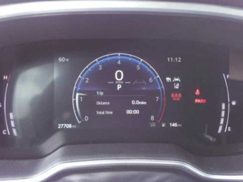Used 2025 Toyota Corolla Cross XLE AWD/4WD image 3