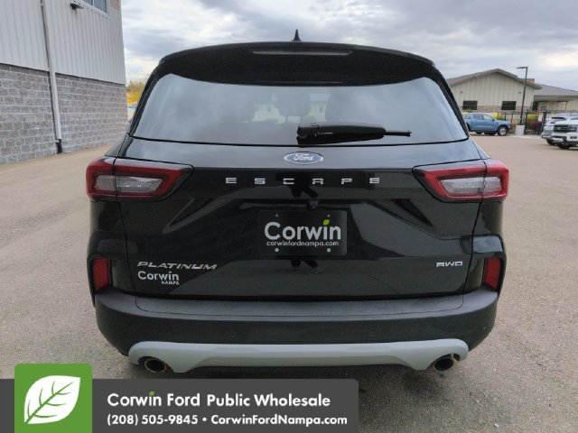 Used 2024 Ford Escape Platinum AWD/4WD image 4