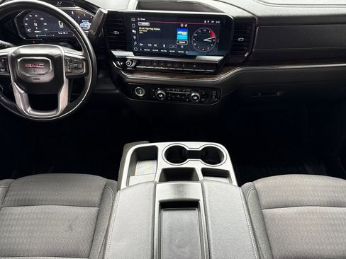 Used 2024 GMC Sierra 1500 Elevation image 17