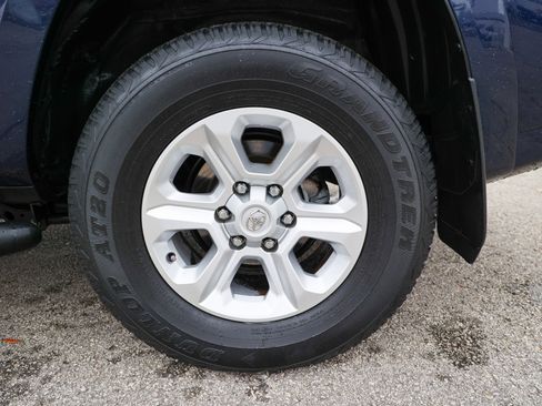 Used 2022 Toyota 4Runner SR5 Premium w/ Moonroof Package image 15