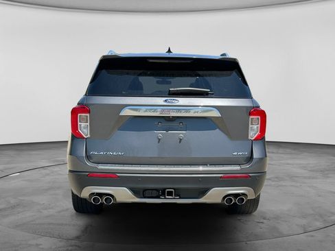 Used 2023 Ford Explorer Platinum w/ Technology Package AWD/4WD image 8