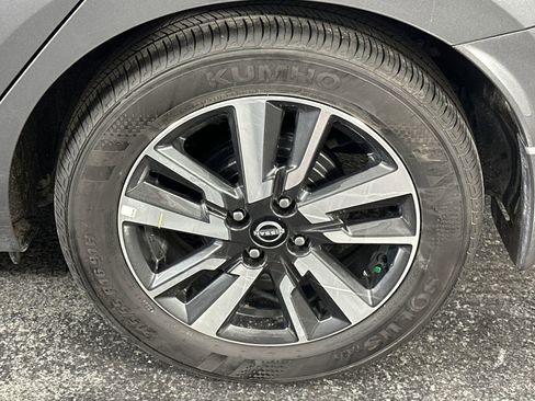 Certified 2025 Nissan Versa SV w/ Trunk Package image 10