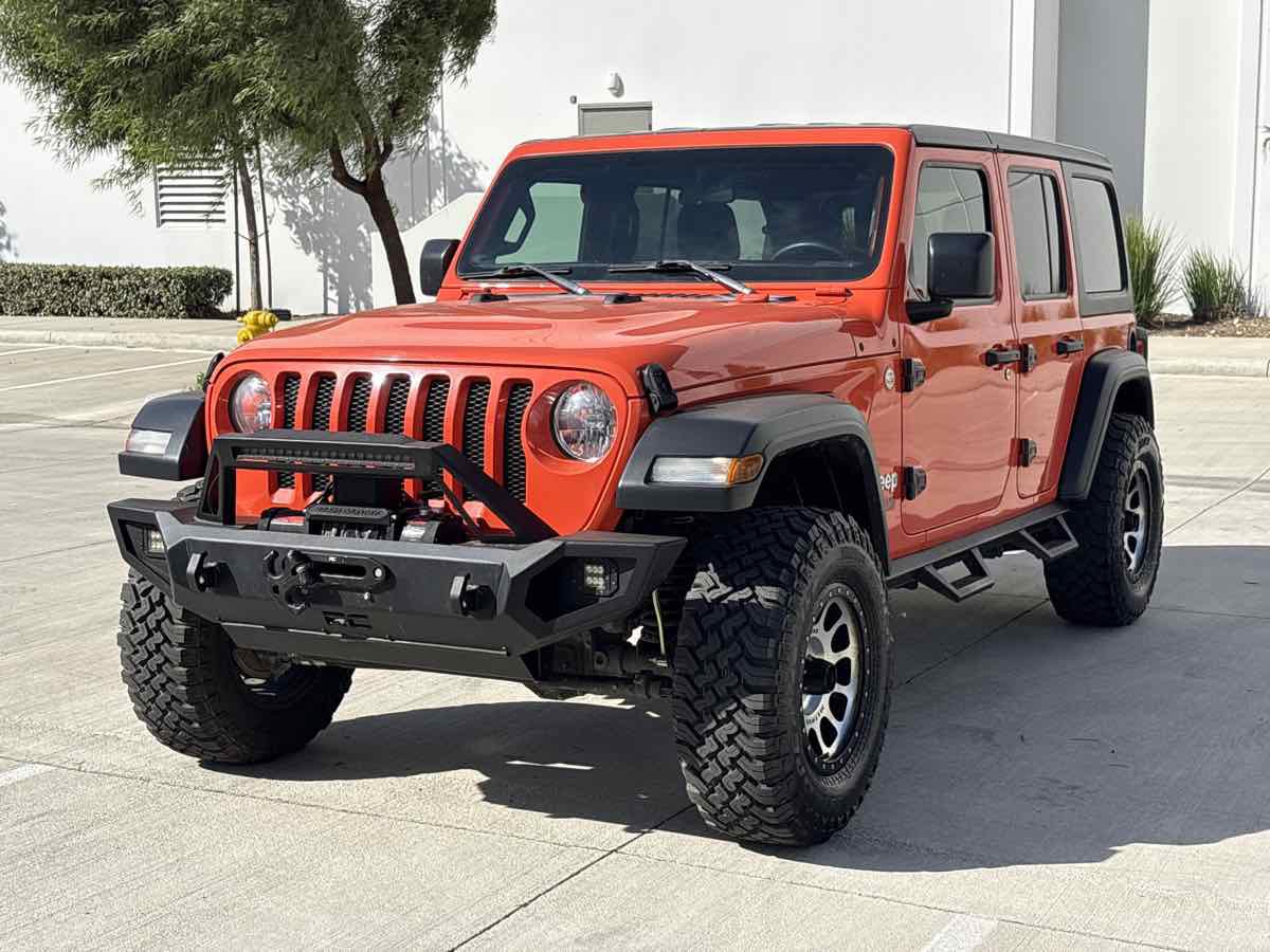 Used 2018 Jeep Wrangler Unlimited Sport S AWD/4WD image 7