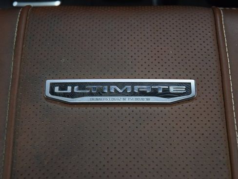 Used 2024 GMC Sierra 2500 Denali Ultimate image 41