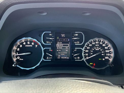 Used 2019 Toyota Tundra Limited image 26