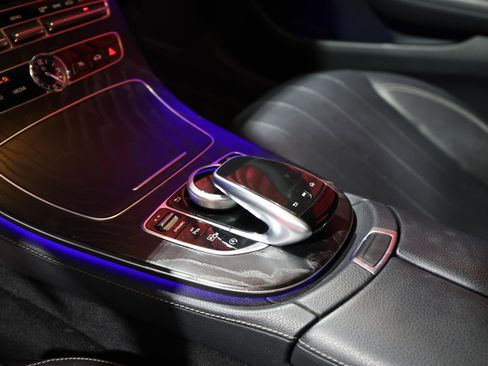 Used 2018 Mercedes-Benz E 300 image 21