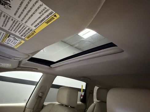 Used 2013 INFINITI JX35 AWD w/ Premium Pkg image 24