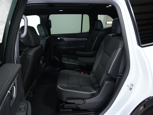 New 2026 Buick Enclave Sport Touring w/ Power Package image 23