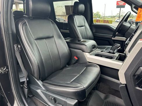 Used 2020 Ford F150 Lariat image 18