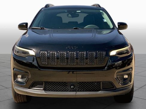 Used 2022 Jeep Cherokee Latitude AWD/4WD image 4