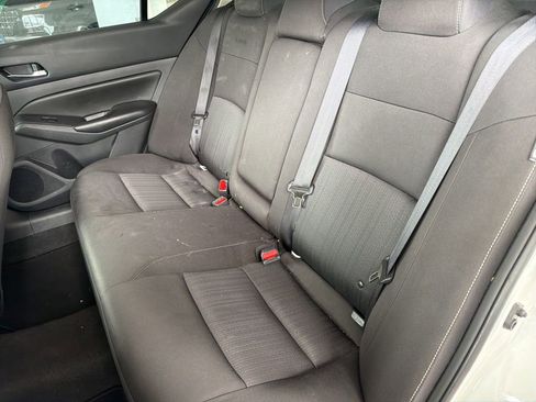 Used 2022 Nissan Altima 2.5 S FWD image 12