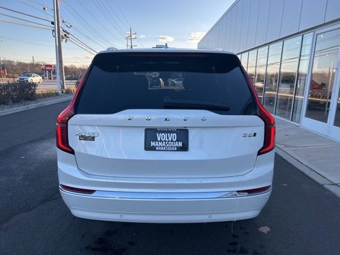 Certified 2025 Volvo XC90 B6 Plus image 4