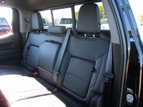 Certified 2022 Chevrolet Silverado 1500 LTZ w/ LTZ Premium Package image 20