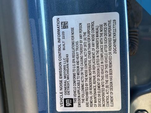 Used 2024 Chevrolet Silverado 2500 LT w/ Convenience Package image 20
