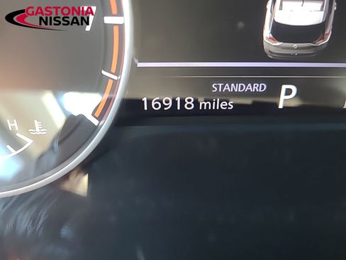 Used 2023 Nissan Rogue SV image 27