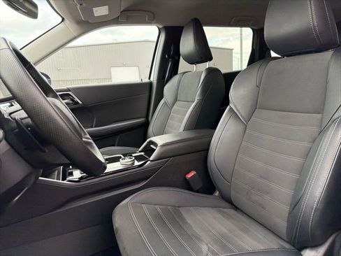 Used 2025 Mitsubishi Outlander SE image 14