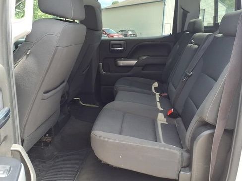 Used 2017 Chevrolet Silverado 1500 LT w/ LT Convenience Package AWD/4WD image 13