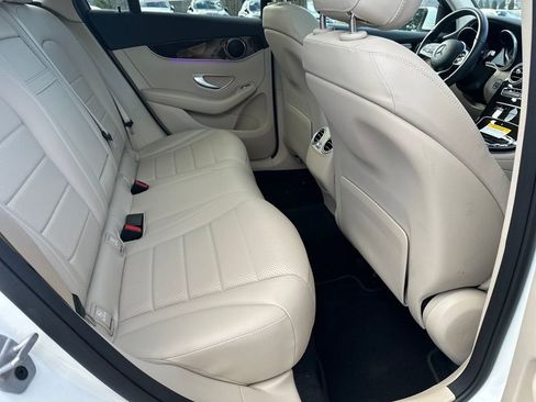 Certified 2022 Mercedes-Benz GLC 300 image 33