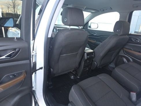 Used 2019 GMC Acadia SLE image 19