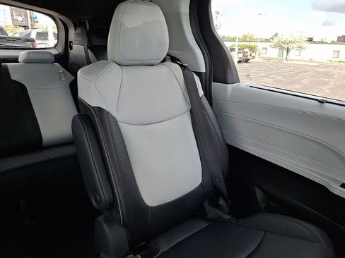 New 2026 Toyota Sienna XSE AWD/4WD image 14
